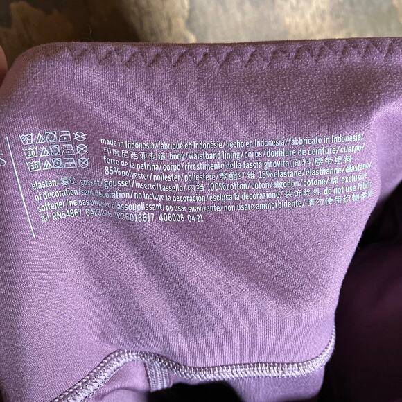 Victoria Secret Womens Pants Purple Incredible Essential Legging Athletic 10 - Picture 5 of 11